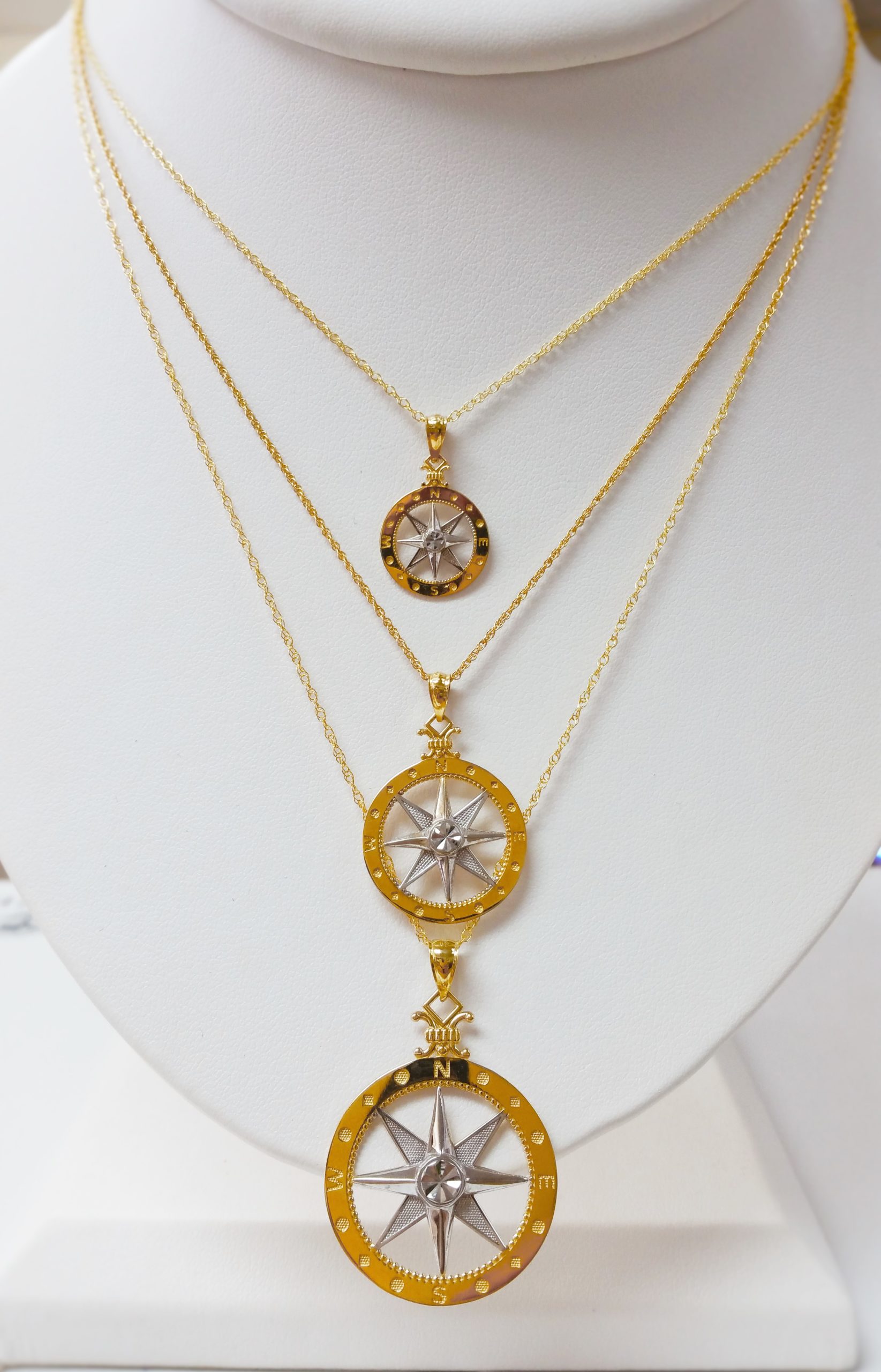 GOLD COMPASS PENDANT 001-435-01499 - Blue Water Jewelers | Blue Water  Jewelers | Saint Augustine, FL